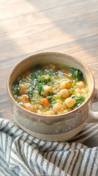 Chickpea & Quinoa Lemon Soup: Healthy Recipe - ready to serve